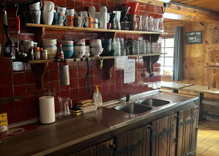 Hostel La Montagne *